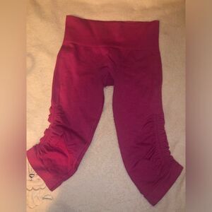 Lululemon Capri sz 6